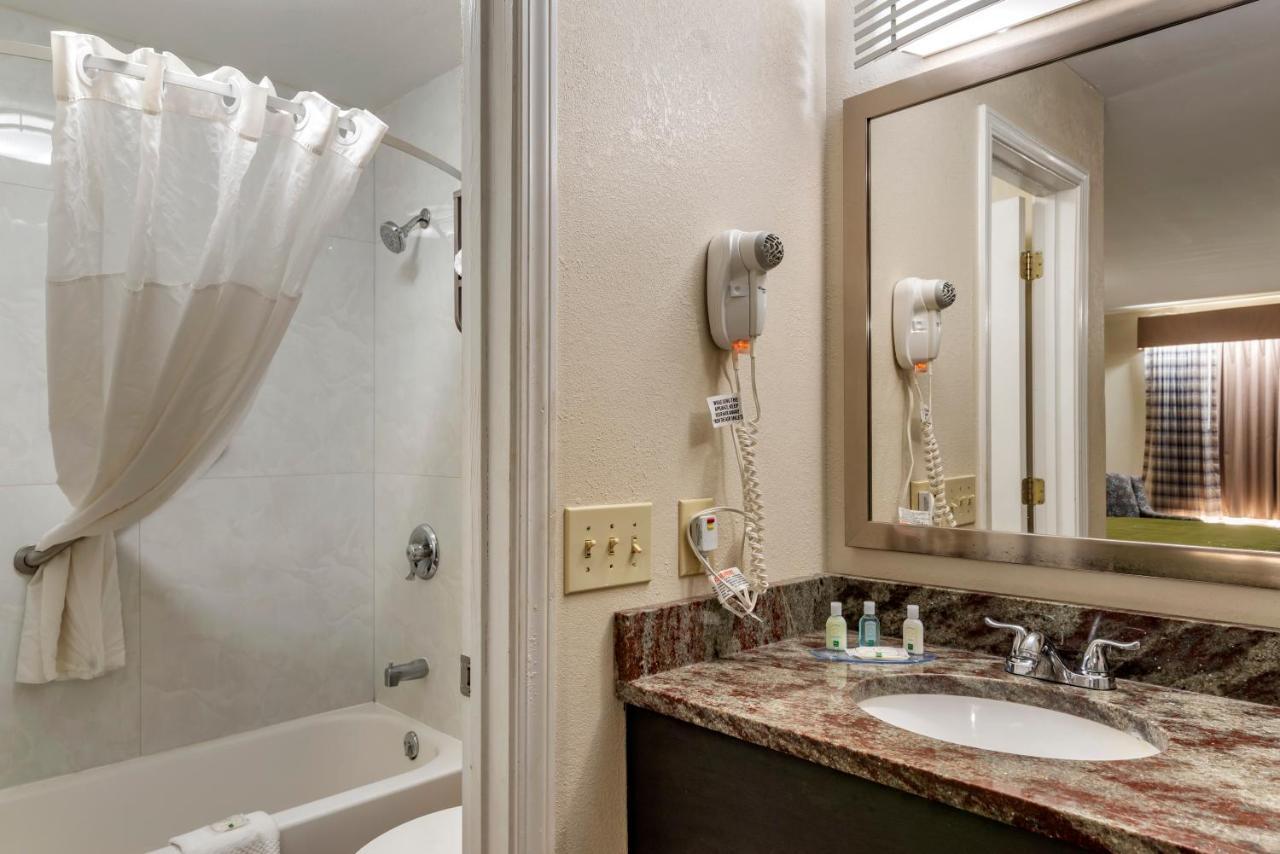 Quality Inn Conyers I-20 Bagian luar foto