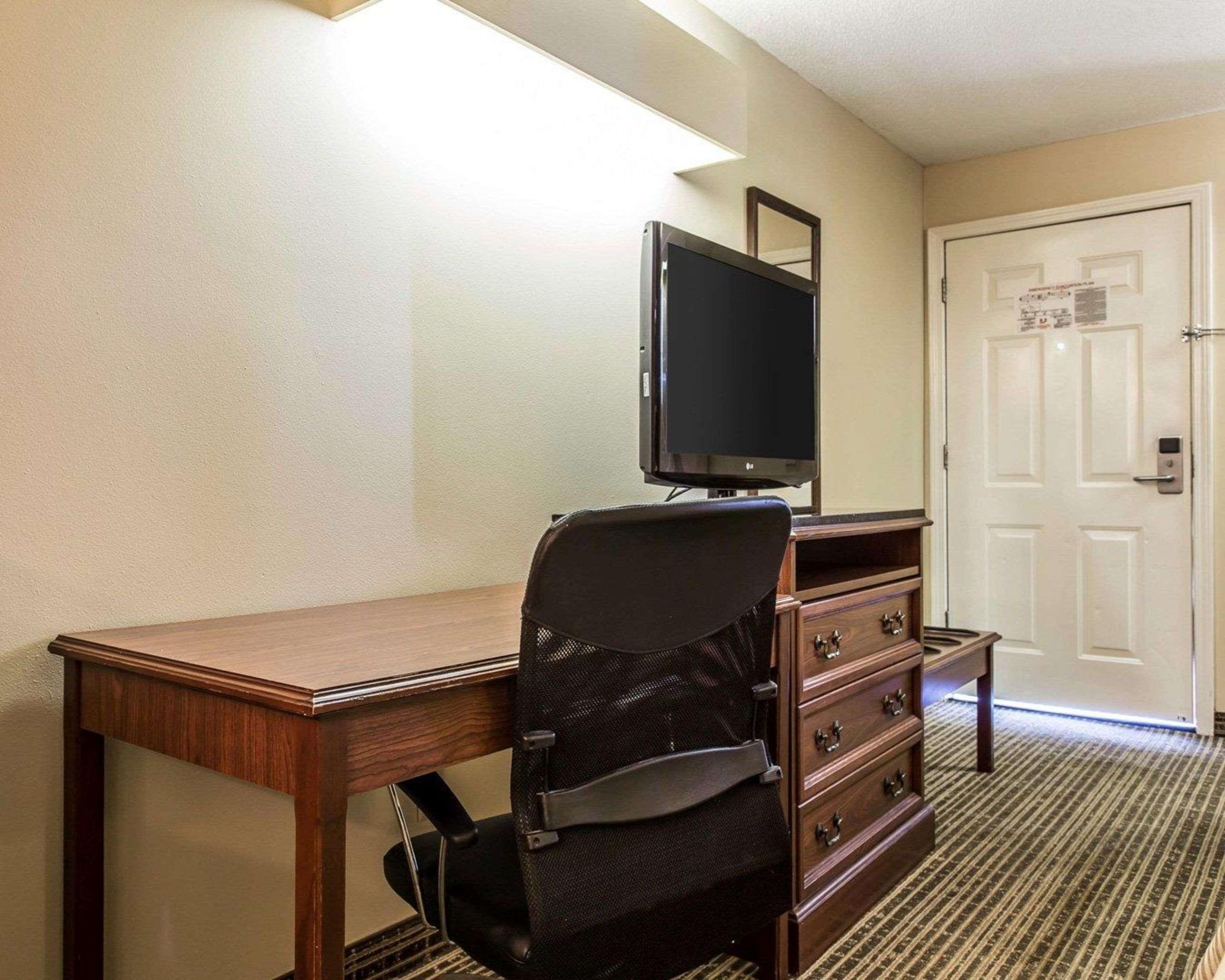Quality Inn Conyers I-20 Bagian luar foto